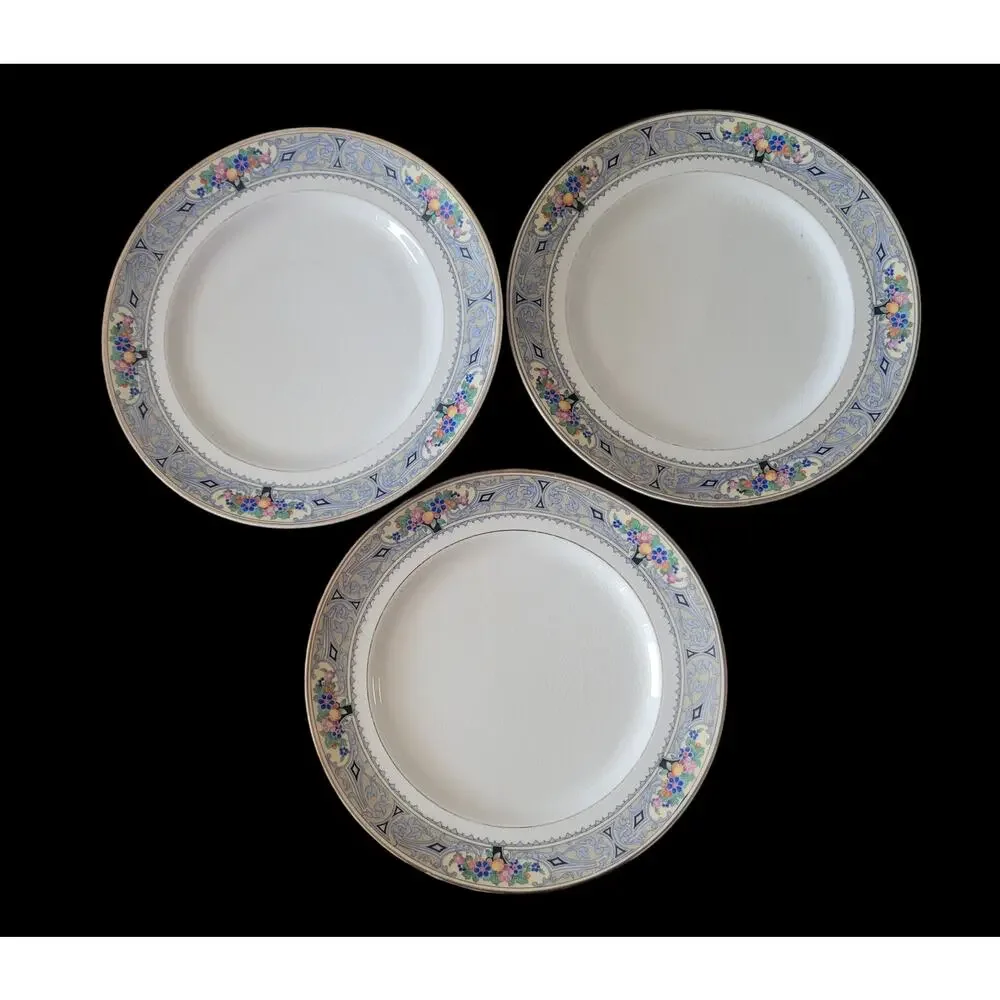 20s Vintage‎ Regal Ware RPCo made by Regal Pottery Co. 9 inch Plates England